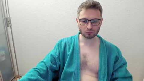 Snapshot of kinksubbydubby chatting on April 2026 12:13:01 AM kinksubbydubby online show from April 2026 12:13:01 AM