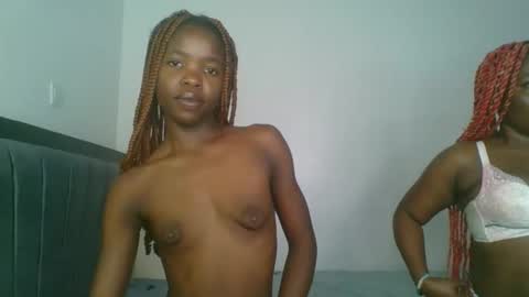 kinky_aria online show from November 2025 02:38:02 PM