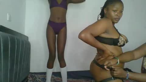 kinky_aria online show from November 2025 09:24:02 PM