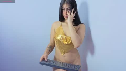 Snapshot of kinky_dakota chatting on July 2026 07:08:02 PM dakota online show from July 2026 07:08:02 PM