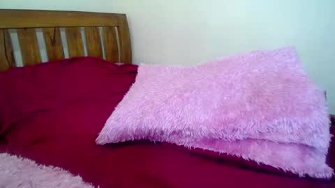 Snapshot of kinky_kaiya chatting on December 2024 08:18:02 AM kaiya online show from December 2024 08:18:02 AM