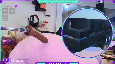 Snapshot of kinky_karo chatting on February 2025 02:05:02 PM    online show from February 2025 02:05:02 PM