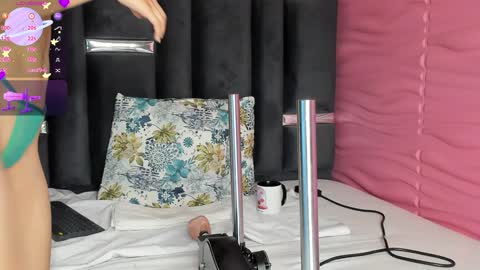 Snapshot of kinky_polar chatting on January 2025 02:06:01 AM Polar online show from January 2025 02:06:01 AM