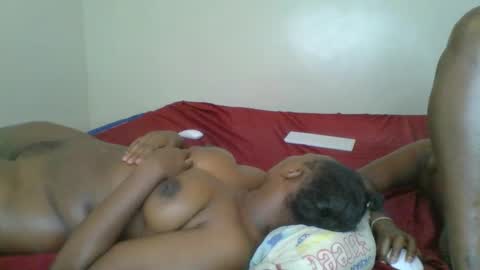 Snapshot of kinky_roey chatting on March 2025 12:37:02 AM kinky_roey online show from March 2025 12:37:02 AM