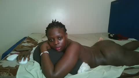 Snapshot of kinky_roey chatting on March 2025 05:49:02 AM kinky_roey online show from March 2025 05:49:02 AM