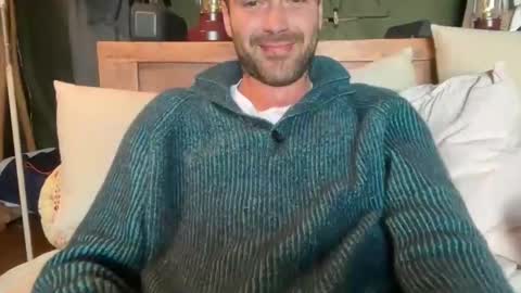 M online show from November 2025 02:28:01 PM