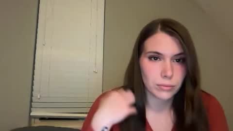 Snapshot of kinkycreative chatting on November 2025 11:21:02 PM kinkycreative online show from November 2025 11:21:02 PM