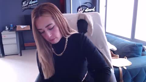  Sara  online show from March 2026 06:35:02 PM