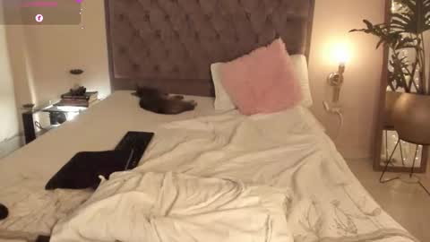 Jenny online show from March 2026 05:02:01 AM