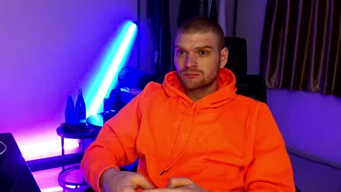 Snapshot of kinkypumpkin chatting on January 2025 09:30:02 PM Kenny online show from January 2025 09:30:02 PM