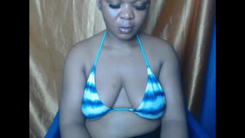 Snapshot of kinkyxxjuice chatting on September 2025 12:04:01 AM kinkyxxjuice online show from September 2025 12:04:01 AM