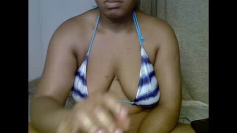 Snapshot of kinkyxxjuice chatting on October 2025 02:37:02 AM kinkyxxjuice online show from October 2025 02:37:02 AM