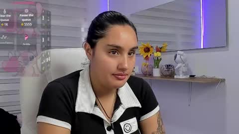 kir_ely online show from April 2026 07:05:02 PM