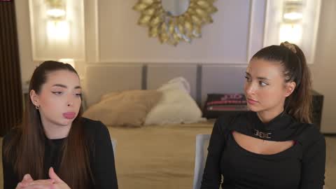 Sweet girls online show from November 2025 10:03:01 AM