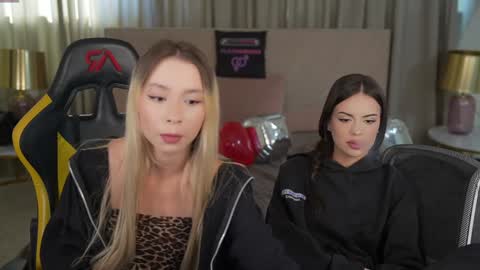 Snapshot of kira0541 chatting on March 2026 08:19:01 AM Sweet girls online show from March 2026 08:19:01 AM