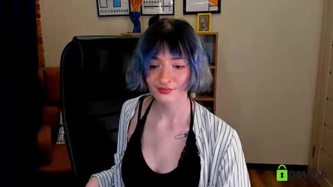 Kira online show from January 2026 08:51:02 PM