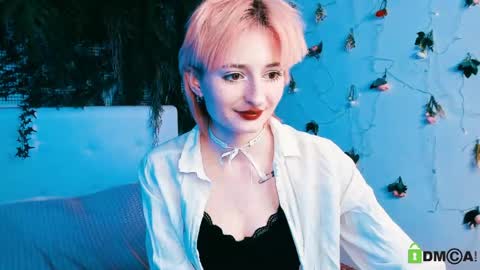 Snapshot of kira__cutie chatting on April 2026 08:55:01 PM Kira online show from April 2026 08:55:01 PM