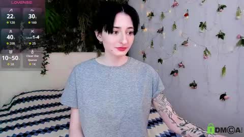Snapshot of kira__cutie chatting on May 2026 09:23:01 PM Kira online show from May 2026 09:23:01 PM