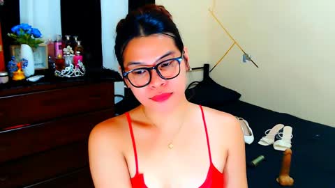 KIRA online show from April 2026 02:11:02 AM
