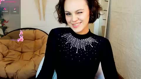 Snapshot of kira_energy chatting on September 2025 02:00:01 AM kira_energy online show from September 2025 02:00:01 AM