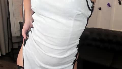 Snapshot of kira_energy chatting on October 2025 02:06:02 AM kira_energy online show from October 2025 02:06:02 AM