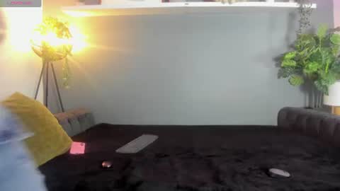 kira_exe online show from July 2026 11:05:02 AM