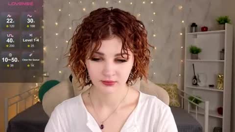 Snapshot of kira_fluffy chatting on June 2026 12:13:02 AM Kira online show from June 2026 12:13:02 AM