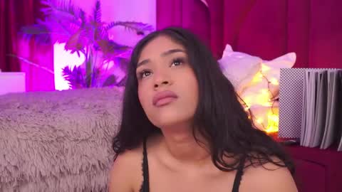 Snapshot of kira_krush chatting on May 2026 04:07:01 AM kira krush online show from May 2026 04:07:01 AM
