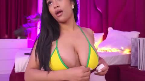 Snapshot of kira_krush chatting on June 2026 04:03:01 AM kira krush online show from June 2026 04:03:01 AM