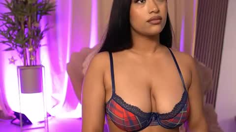 Snapshot of kira_krush chatting on June 2026 04:20:01 AM kira krush online show from June 2026 04:20:01 AM