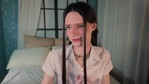 Snapshot of kira_long chatting on February 2026 05:33:02 AM MADI online show from February 2026 05:33:02 AM