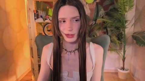 Snapshot of kira_long chatting on February 2026 05:26:01 AM MADI online show from February 2026 05:26:01 AM