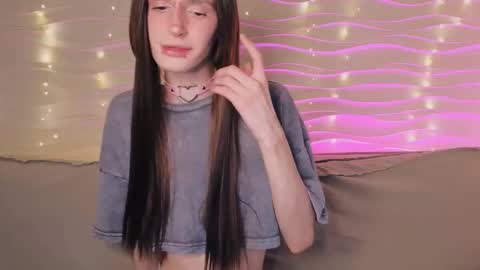 Snapshot of kira_long chatting on February 2026 05:36:02 AM MADI online show from February 2026 05:36:02 AM