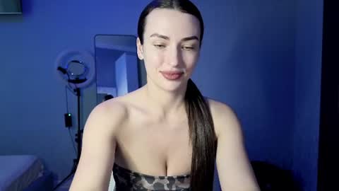 Snapshot of kira_love1 chatting on June 2026 07:51:01 AM Kira love1 online show from June 2026 07:51:01 AM