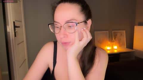 Kira online show from February 2026 07:36:02 PM