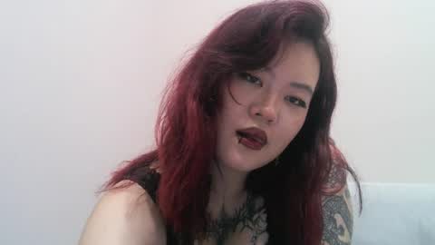 Snapshot of kiradrip chatting on June 2026 06:54:02 PM Kira online show from June 2026 06:54:02 PM