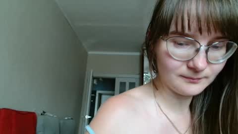 KiraGoldens online show from July 2026 12:48:02 PM