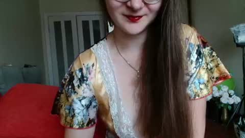KiraGoldens online show from July 2026 06:33:03 AM
