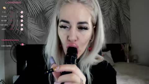 Kira online show from March 2026 02:07:01 AM