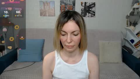 kiramartins cat online show from January 2025 04:08:01 AM