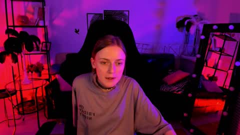 Snapshot of kiramontoyaa chatting on February 2025 06:04:02 PM Kira online show from February 2025 06:04:02 PM