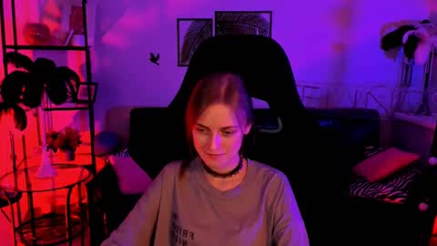 Snapshot of kiramontoyaa chatting on February 2025 12:14:01 AM Kira online show from February 2025 12:14:01 AM