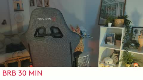 Snapshot of kiramontoyaa chatting on March 2025 05:14:02 PM Kira online show from March 2025 05:14:02 PM