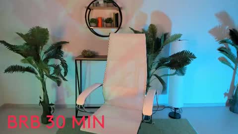 Snapshot of kiramontoyaa chatting on March 2025 08:20:02 PM Kira online show from March 2025 08:20:02 PM