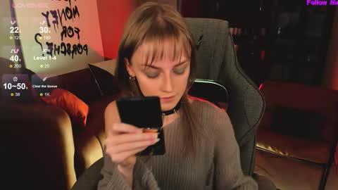 Snapshot of kiramontoyaa chatting on October 2025 08:40:02 PM Kira online show from October 2025 08:40:02 PM