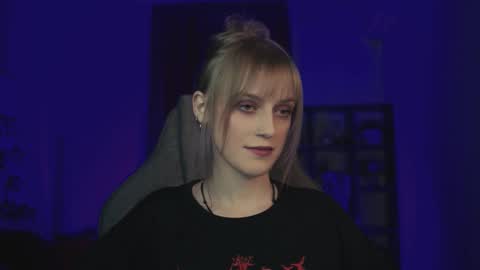 Kira online show from February 2026 02:53:01 AM