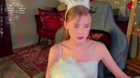 Kira online show from June 2026 01:28:02 AM