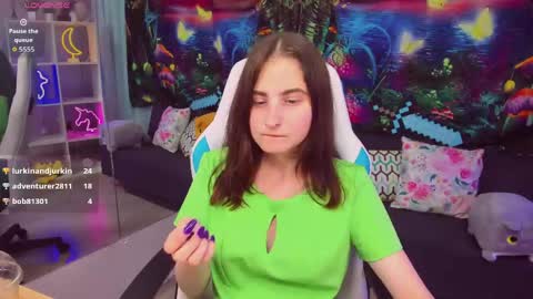 Snapshot of kiraparker chatting on June 2026 01:28:02 AM KiraParker online show from June 2026 01:28:02 AM