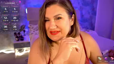 Snapshot of kiraroxx chatting on May 2026 07:43:01 PM Kira online show from May 2026 07:43:01 PM
