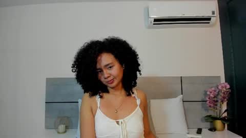 kiraspell online show from August 2026 11:23:01 AM